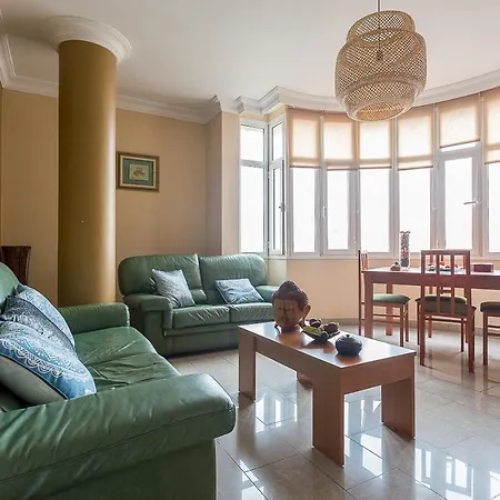 Piso De 2 En Mesa Y Lopez Apartment *
